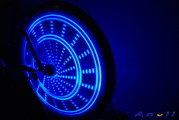藍洞:wheel-light-B12.JPG